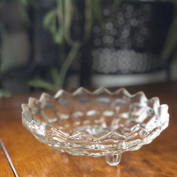 Vintage Whitehall Glass Early American 3-Toed Footed 6.5" Round Candy Dish Bowl - Picture 7 of 7